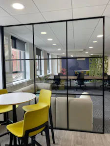 First Floor Office, Portsmouth House, Guildford, Office To Let - IMG-20260518-WA0015.jpg