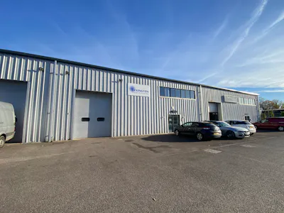 Unit 2 Fairlawn Enterprise Park, Salfords, Warehouse To Let / For Sale - IMG_9042.JPG