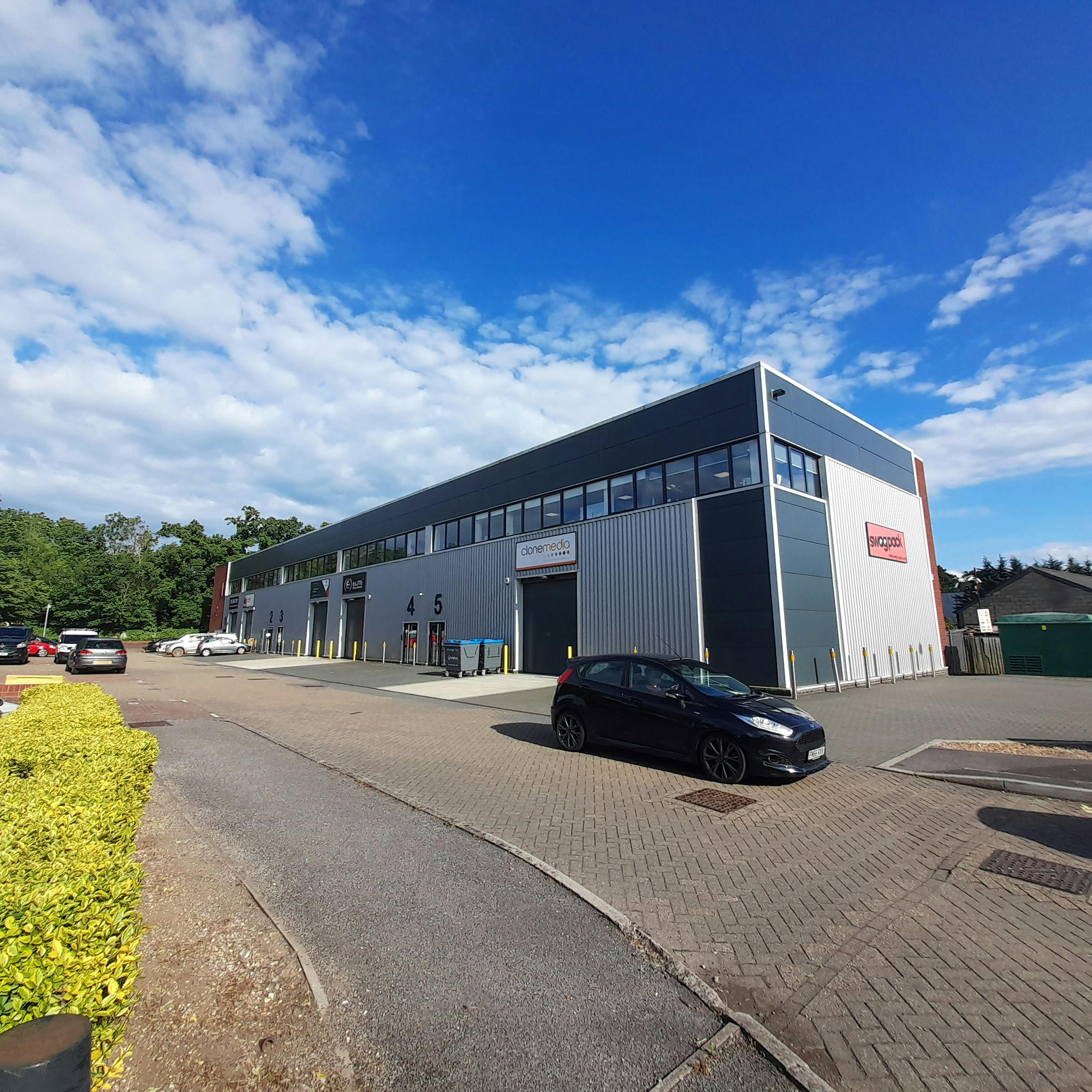 Unit 2A Chineham Point, Basingstoke, Offices To Let - 20220531_173609.jpg