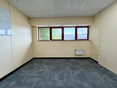 28 Phoenix Business Park, Birmingham, Industrial / Trade Counter / Warehouse To Let - Photo 21-05-2026, 15 20 16.jpg