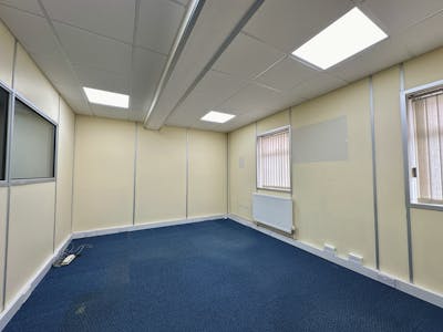 35-37, Hastings Street, Luton, Business Units / Industrial / Light Industrial / Office To Let - Image 4