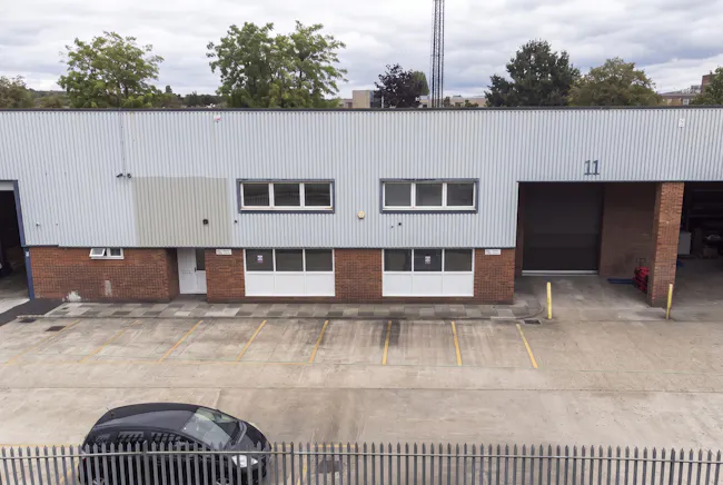 Unit 11, Barratt Way Industrial Estate, Harrow, Industrial / Warehouse To Let - 1.1.jpg