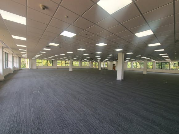 First Floor Unit A The Crescent, Jays Close, Basingstoke, Office To Let - 20250806_105918.jpg