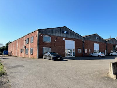 Units C1 & C2, Bulwark Industrial Estate, Industrial For Sale - IMG_1690.jpeg