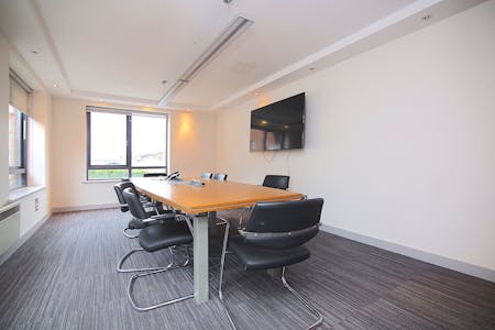 Hyde Square, Dublin 8, Office To Let - Office 1.jpg