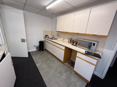 Ground Floor, 6 Church Green West, Redditch, Retail To Let - IMG_9877.JPG