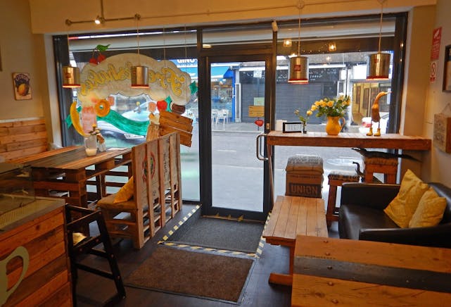 Lemon Witch, 115 Broadway, Leigh-on-Sea, Investment / Retail For Sale - lemonwitchkitchen.jpg