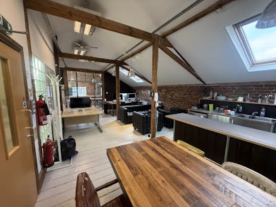 2nd Floor Front Office, The Old Grain Store, 127 Gloucester Road, Brighton, Office To Let - IMG_8378.jpeg