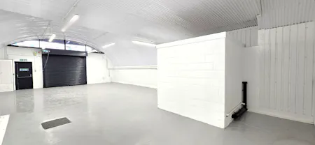 Arch 85 & Arch 86, Cable Street, Shadwell, London, Industrial To Let - 20260706_175103(0) - Edited.jpg