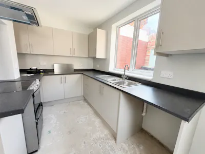 36 High Street, Lincoln, Residential Conversion / Investment - Mixed use / Retail For Sale - Kitchen.png
