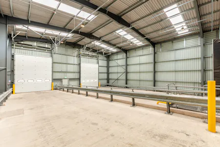 P17, Heywood Distribution Park, Pilworth Road, Rochdale, Industrial To Let - 8692871-interior01-800.jpg