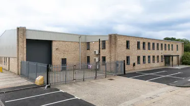 Unit 2A, Albany Park, Camberley, Industrial To Let - 26040_012 30 x 20.jpg - More details and enquiries about this property