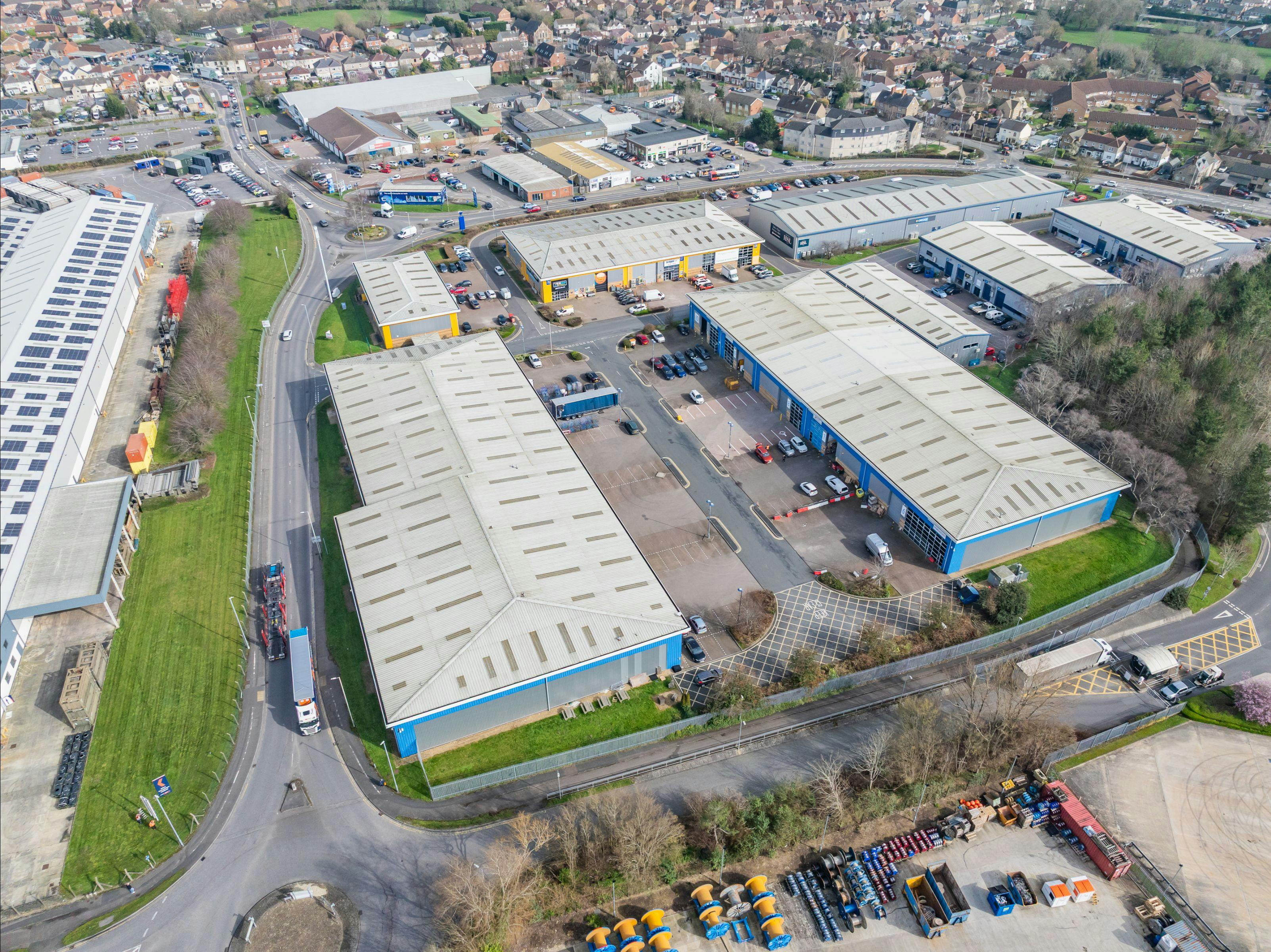 Unit 8 IO Centre, Radway Road,, Swindon, Industrial To Let - IO Centre & Equity Trade Centre, Swindon-120.jpg