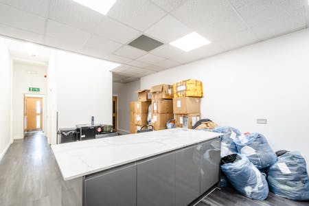 Industrial & Warehouse, Unit 4-5, London, Industrial/Logistics / Office To Let - Greenwich Centre Bus Pk U4-5 - 5.jpg