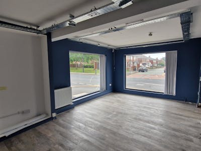 490-492 Oldham Road, Ashton-under-Lyne, Leisure / Office / Retail / Trade Counter To Let - 20250731_123322.jpg