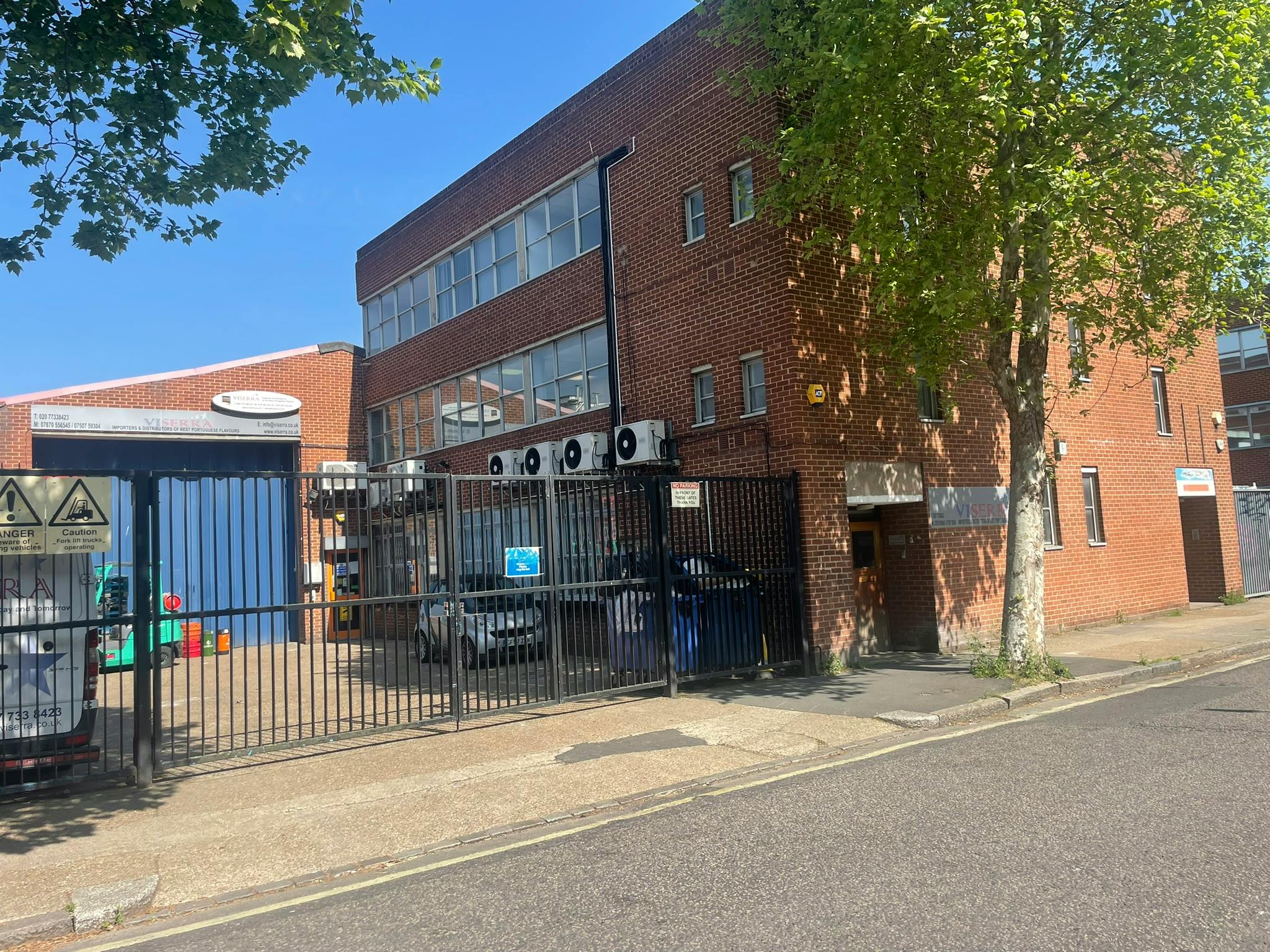 Office in London - photo 2