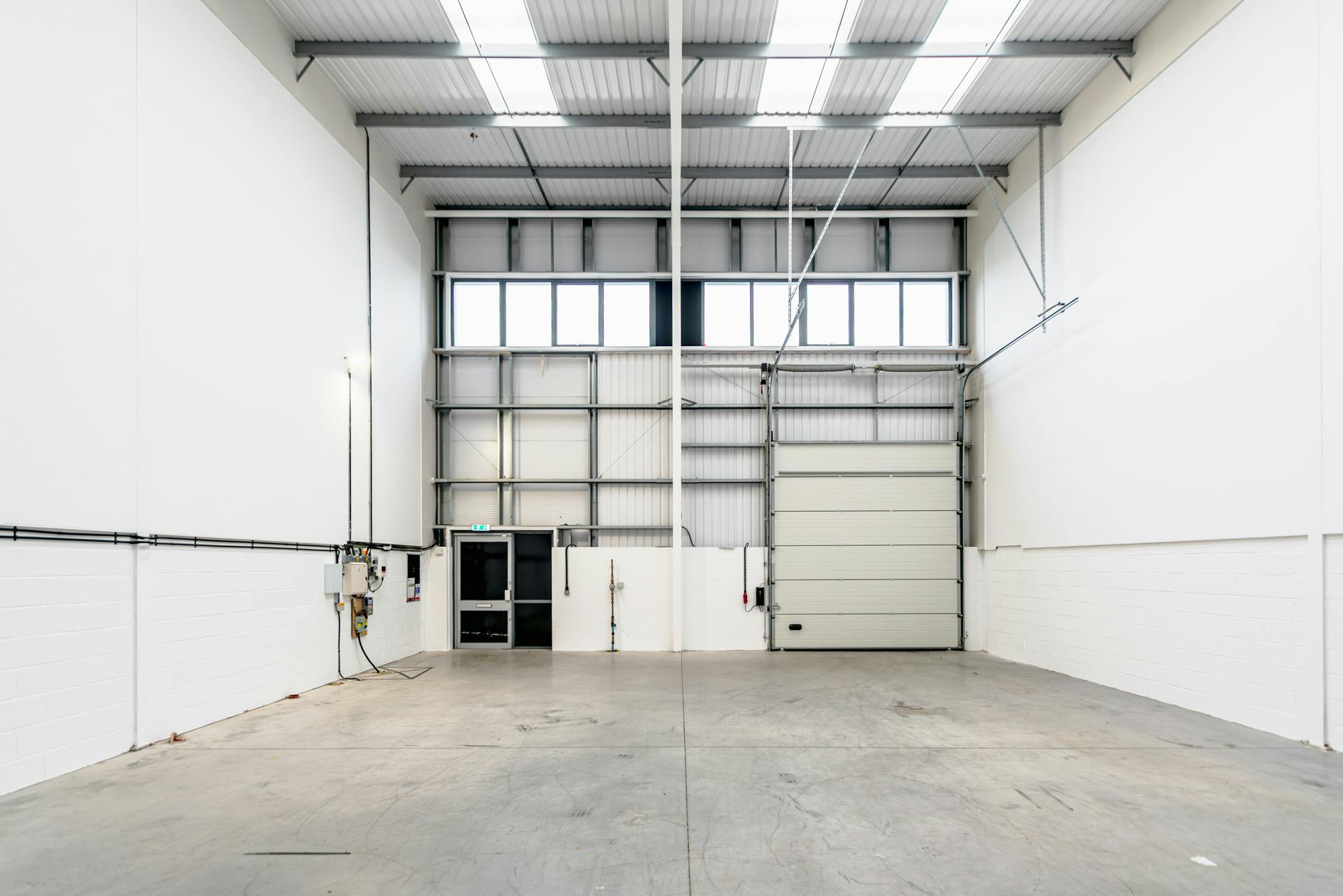 Industrial Unit in Poole - photo 3