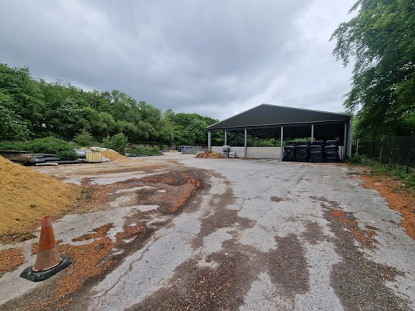 Herriard Storage Site, Hampshire, Industrial To Let - 20250512_104738.jpg