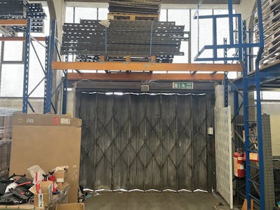 The Warehouse, Aylesbury, Industrial To Let - 20250617_130303450_iOS.jpg