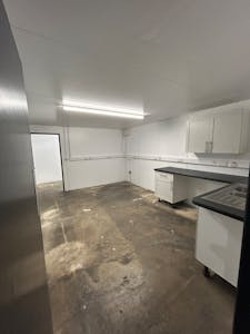 Unit 15, Springvale Industrial Estate, Cwmbran, Industrial To Let - IMG_0395.jpg