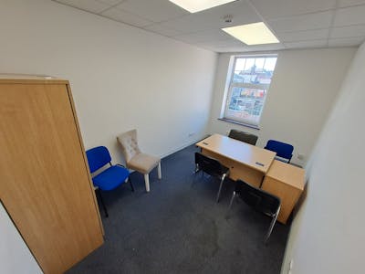 First Floor Offices, Stuart Court, Birmingham, Office To Let - 1000020975.jpg