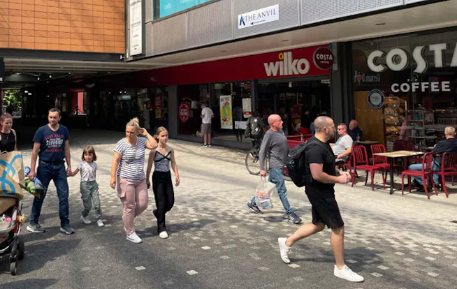 4 Castle Square, 1 Station Mall & 3-5 Loddon Mall, Basingstoke, Retail To Let - Picture1.png