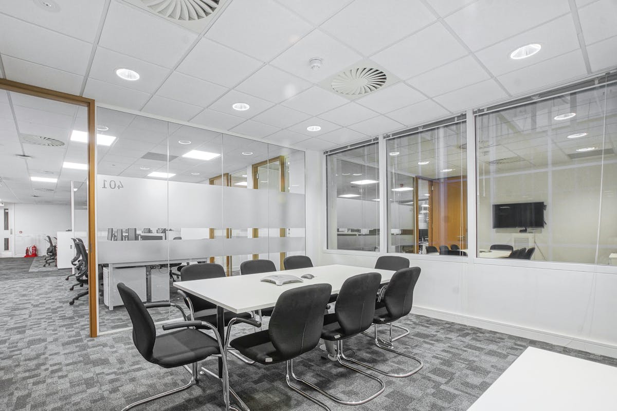 930a9ea20f884df6d02e0f4bd72e9f44 9