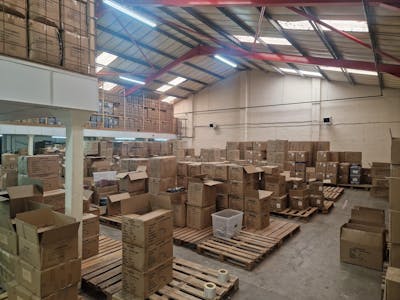Unit 8d, Stockport, Industrial/Logistics To Let - 20250729_104011.jpg