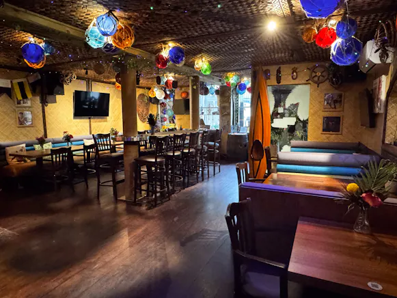 Tiki Bar & Darts Den, 214 Bath Street, Glasgow For Sale - IMG_1685.jpg