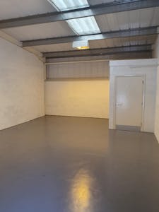 Unit 326, Hartlebury Trading Estate, Kidderminster, Industrial/Logistics To Let - 326 interior.jpg