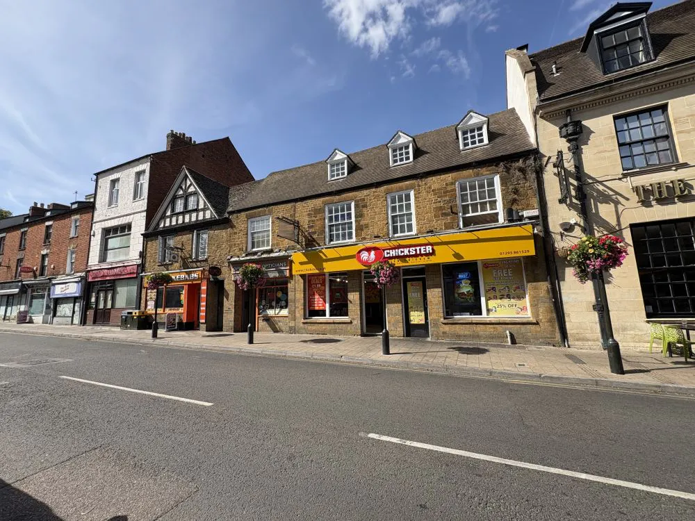 47 & 48-48a High Street, Banbury, Investment / Retail For Sale - IMG_3459.jpg