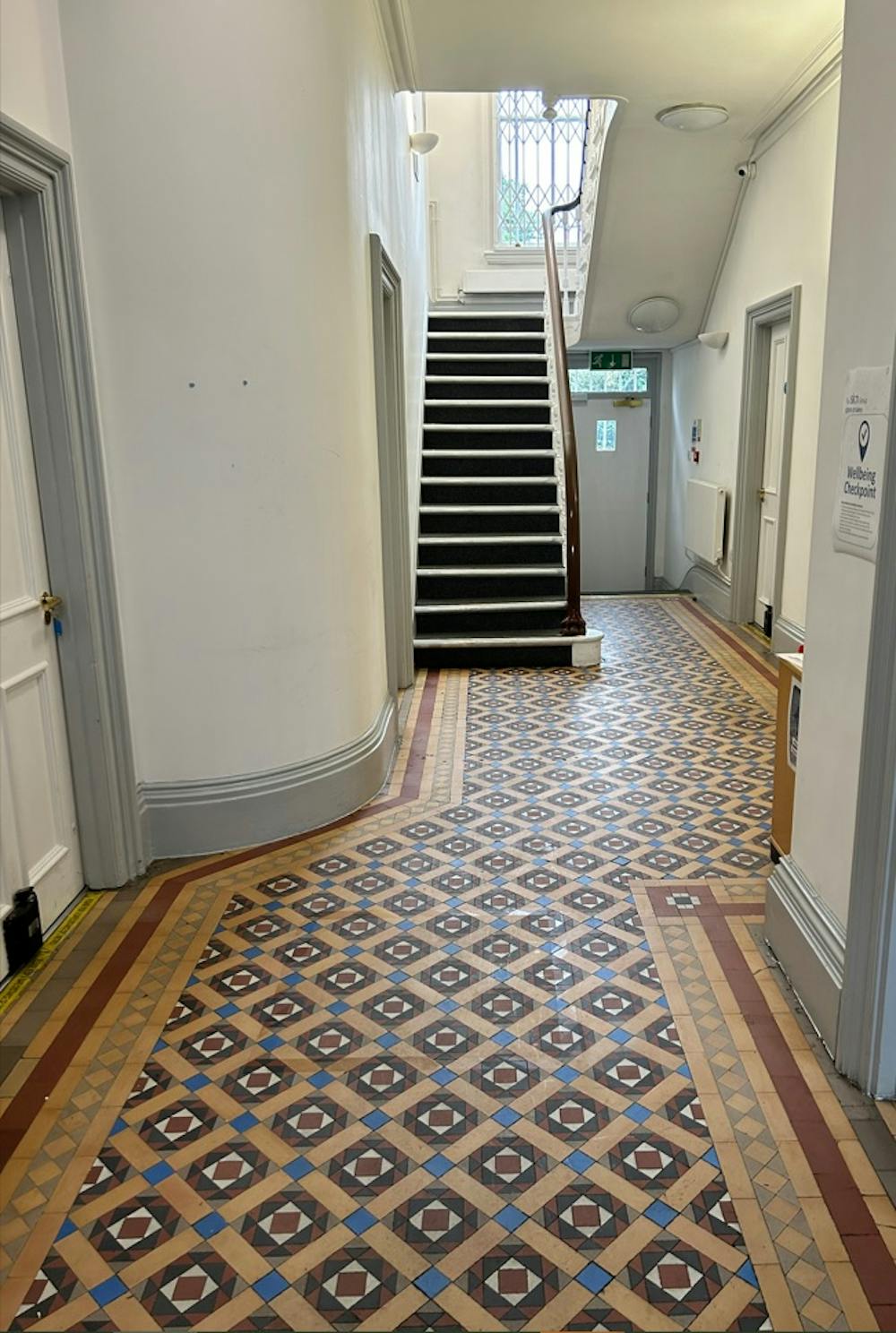 34 Harborne Road - Entrance Lobby.jpg