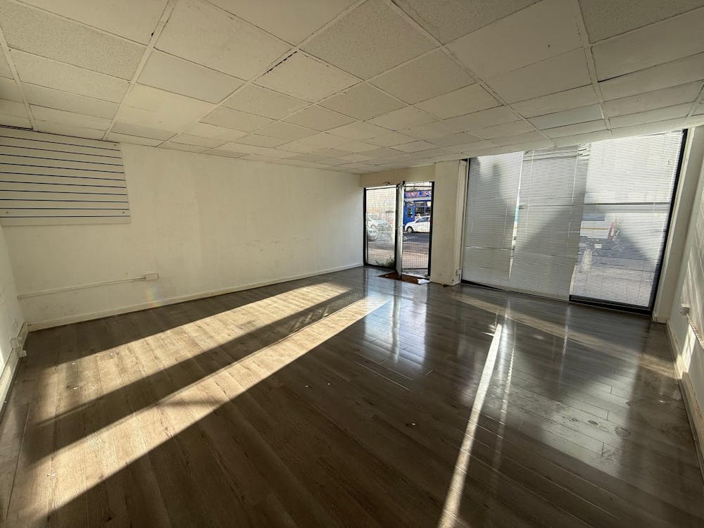 12 West Street - WhatsApp Image 20251106 at 142006_45d93597.jpg