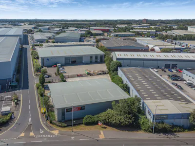 Unit 16, Central Trading Estate, Mosley Road, Trafford Park, Industrial To Let - 8698361-exterior20-800.jpg