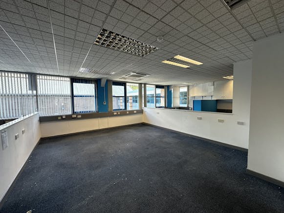 Suit 4, South Inch Business Centre, Perth, Offices To Let - IMG_0116.JPG