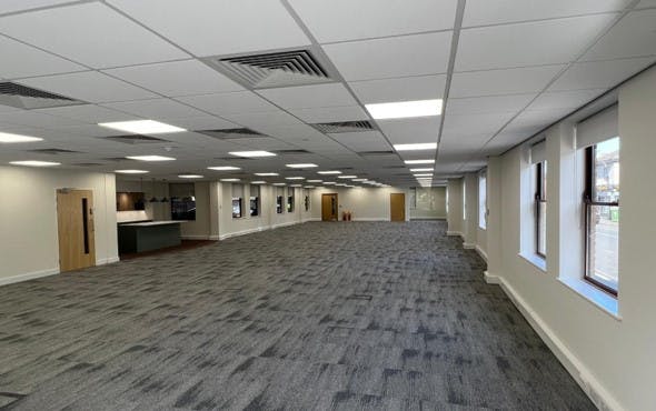 Office in Southampton - photo 4