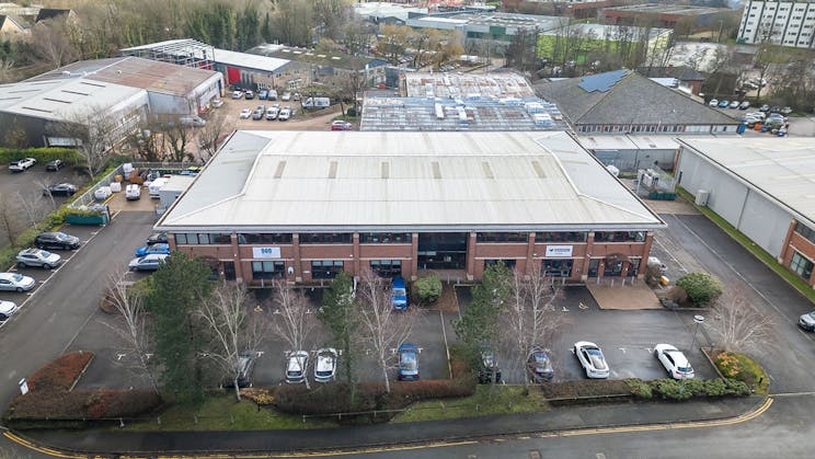 Unit 450 Ashville Park, Wokingham, Industrial / Warehouse To Let - 450-Ashville-Park-05.jpg