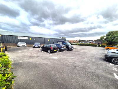 Unit L3 & L4, Stockport, Industrial/Logistics To Let - 20250917_165605.jpg