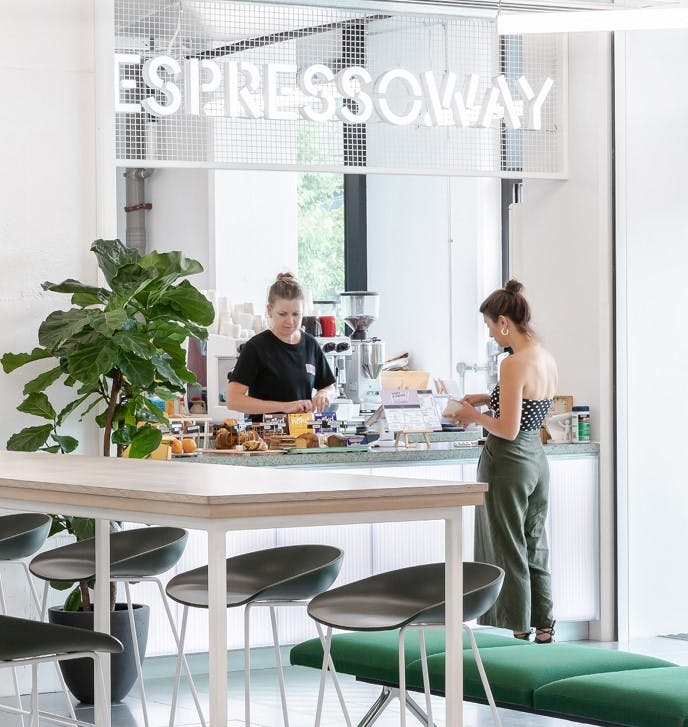 Industrial Unit in London - photo 3