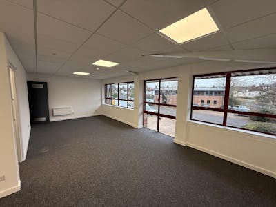 Unit 1 St Margaret's Business Centre, Twickenham, Industrial/Logistics / Industrial / Warehouse To Let - First floor offices