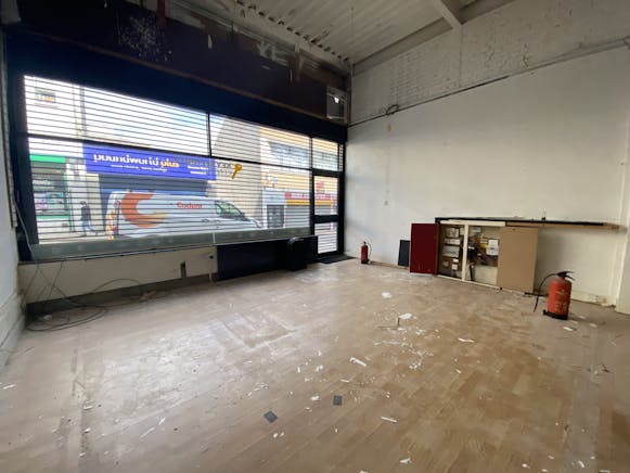 King House, 17 King Street, Luton, Retail To Let - Image 6