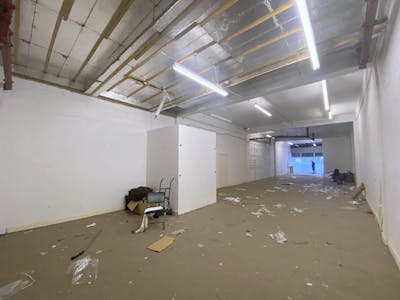 Unit 1, London, Retail To Let - IMG_4026.jpg