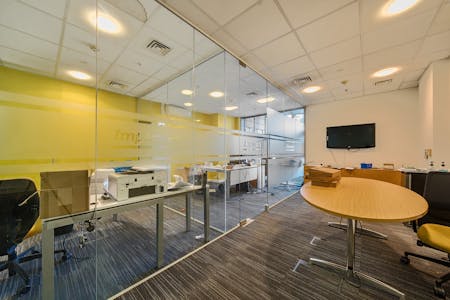 52-58 Commercial Road, London, Office To Let / For Sale - 1359535268d431fd88663ARW1.jpg