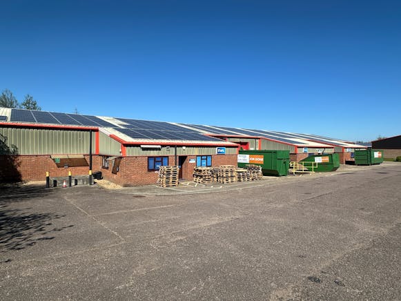 12-14 Boundary Road, Haverhill, Industrial To Let - IMG_6965.JPG
