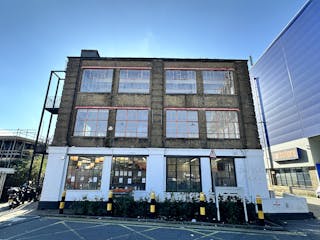 The Vale Studios, 231 The Vale, London, Industrial/Logistics / Office To Let - 5F73E8EE2032493DA8DE5096A641FDB1.jpeg