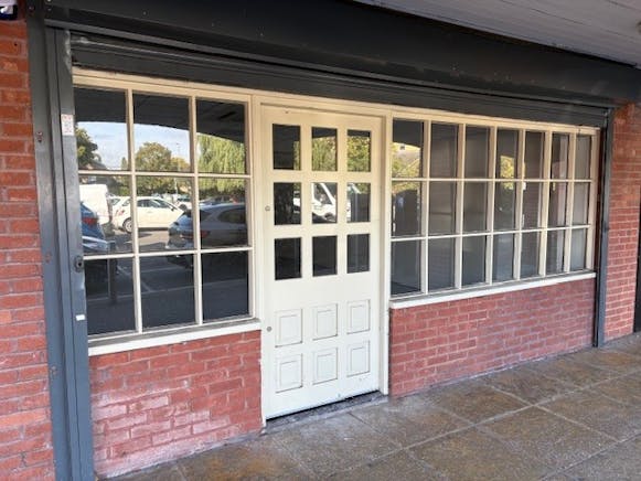 Units 5, 6 & 7 Oakmede Place, Binfield, Retail To Let - Oakmede Unit 5 External.jpg