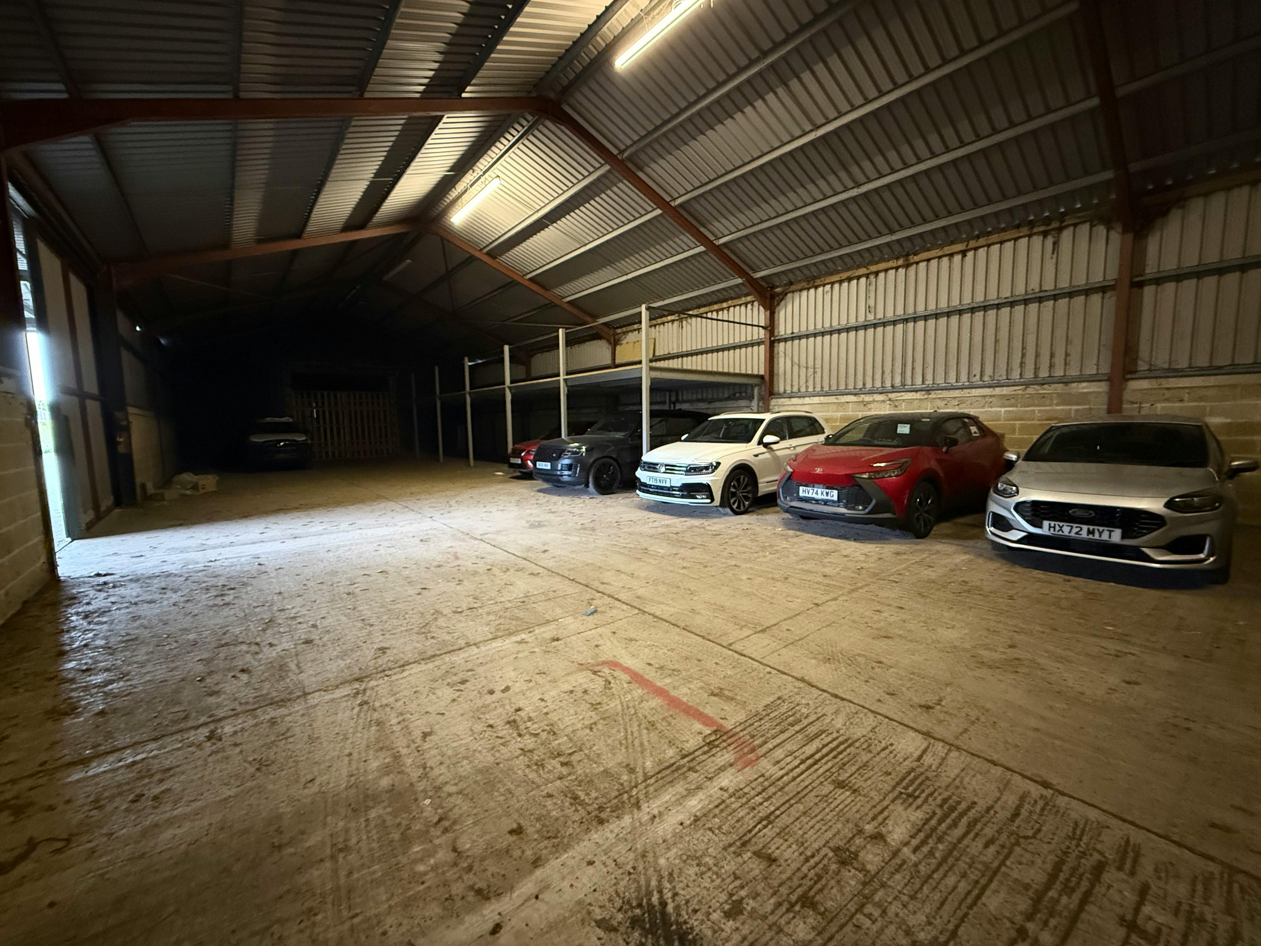 Industrial Unit in Waterlooville - photo 4