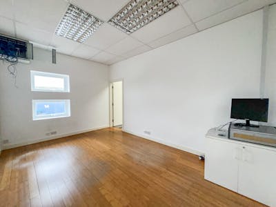 Heathway Industrial Estate, 13 Manchester Way, London, Industrial To Let - IMG_5416.jpg