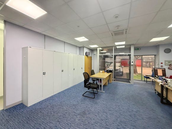 14 Braiswick Place, Basildon, Industrial / Office To Let / For Sale - 6e566615IMG20251104WA0032.jpg