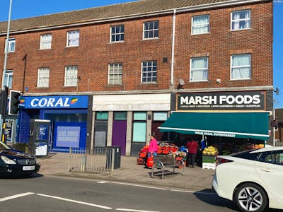 11 Nursery Parade, Luton, Retail To Let / For Sale - IMG_2696.JPG